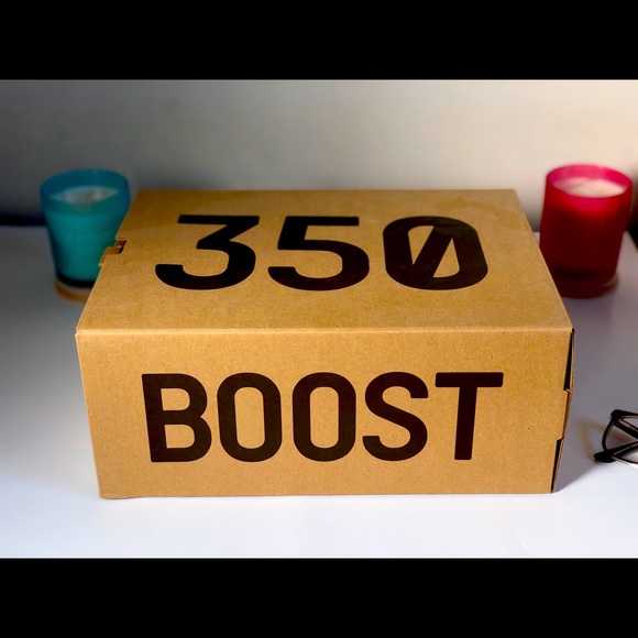 YEEZY BOOST 350 - Picture 9 of 12